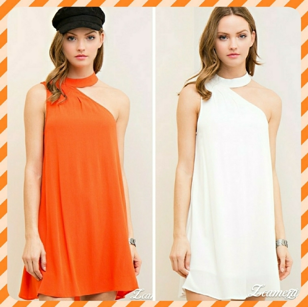 NWT ENTRO 1 SHOULDER DRESS WITH CHOKER NECK. AVAILABLE IN WHITE. SZ L